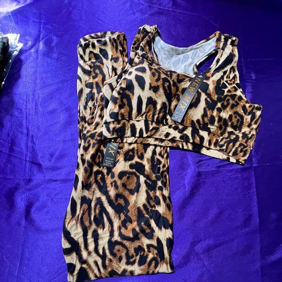 NEW  📌New Mix Buttery Smooth Predator Leopard Leggings and Bra Set L/XL - Picture 2 of 14